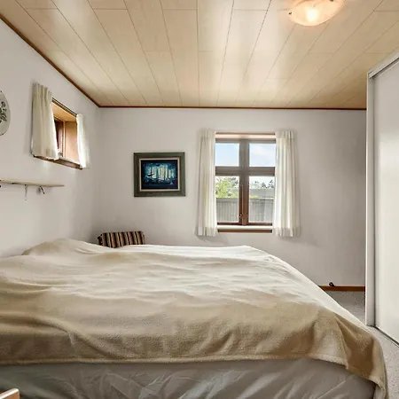 Feriehus Beautiful In With Wifi *